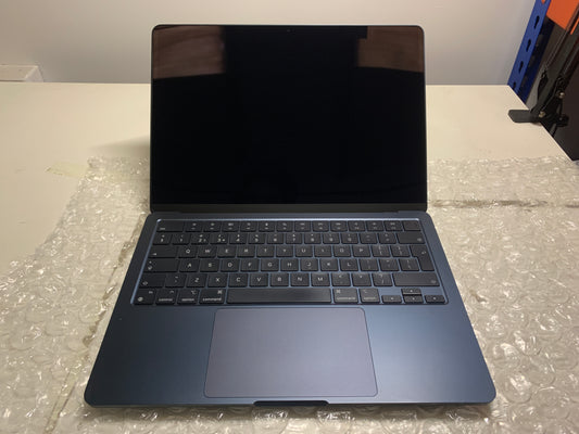 MacBook Air 13" Retina 2022 M2 1TB (A2681) MS572