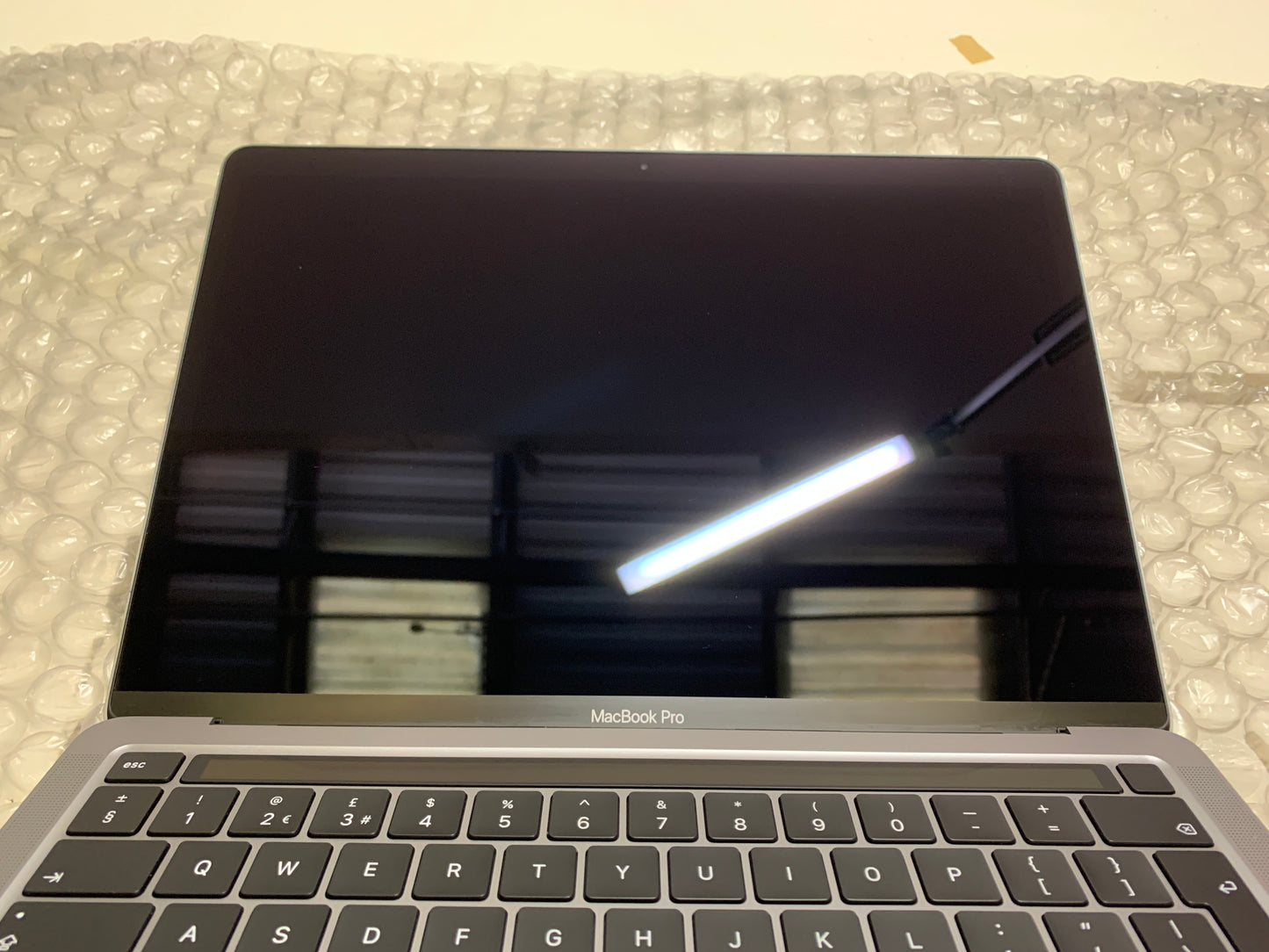 MacBook Pro 13" Retina 2022 M2 (A2338) 8GB RAM 256GB SSD
