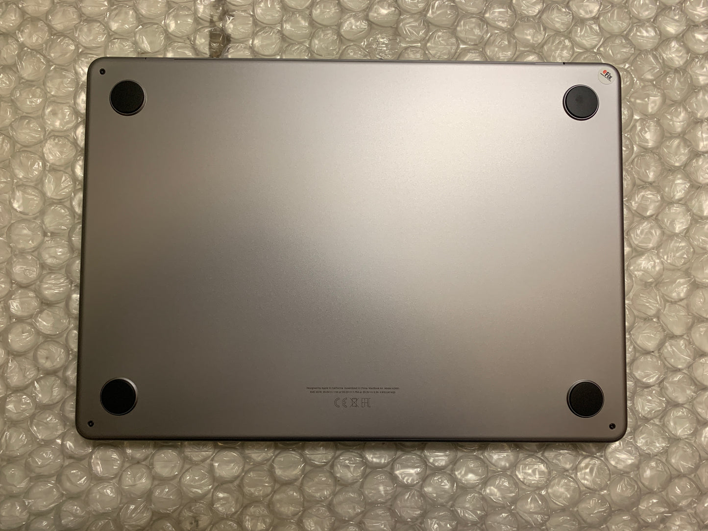 MacBook Air 13" Retina 2022 M2 8GB RAM 256GB SSD (A2681) MS577
