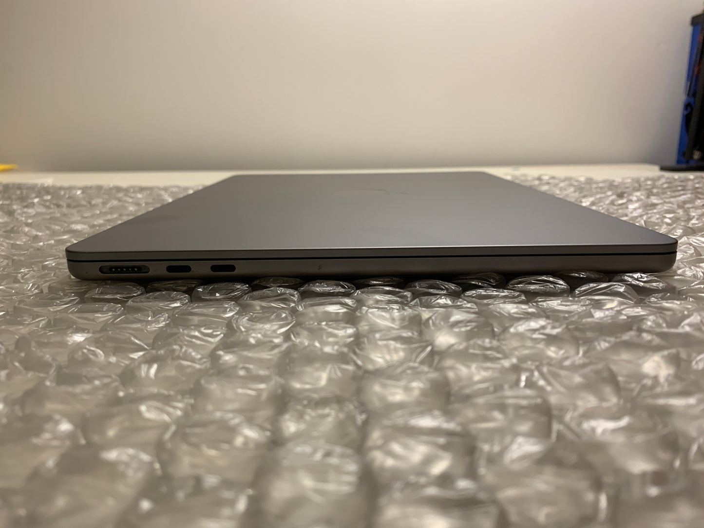 MacBook Air 13" Retina 2022 M2 8GB RAM 256GB SSD (A2681) MS577
