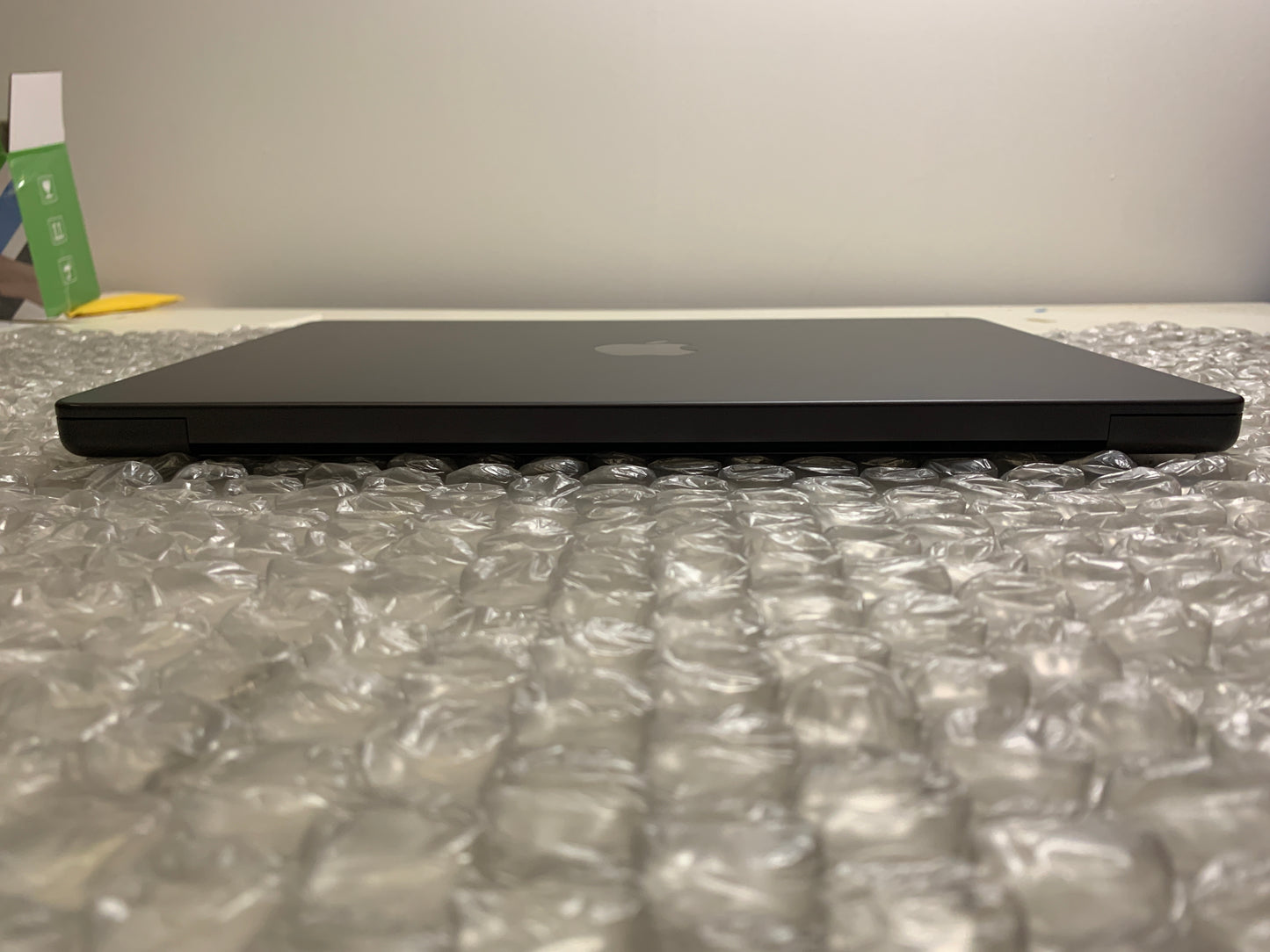 MacBook Pro 14" Retina Late 2023 M3 Pro 36GB RAM 512GB SSD (A2992) MS578
