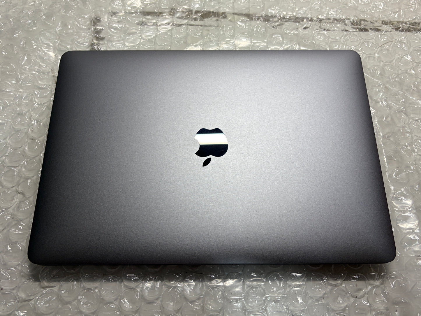 MacBook Pro 13" Retina 2022 M2 8GB RAM 256GB SSD (A2338) MS592