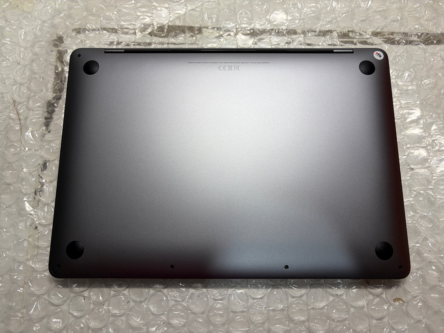 MacBook Pro 13" Retina 2022 M2 8GB RAM 256GB SSD (A2338) MS592
