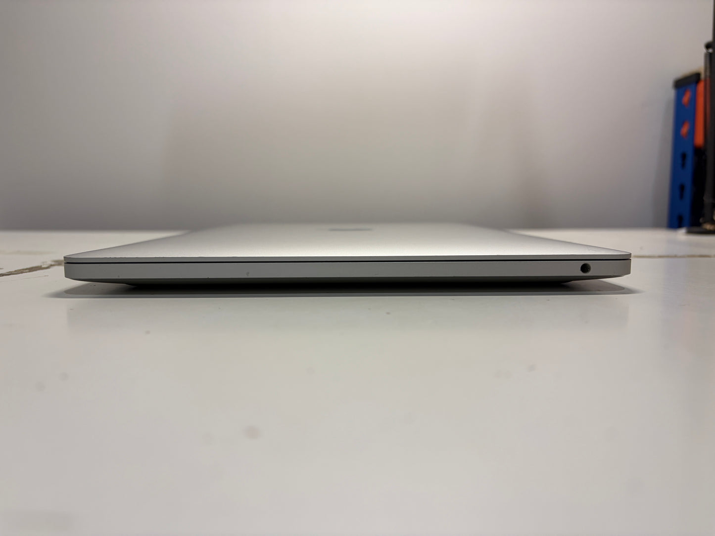 MacBook Pro 13" Retina Late 2020 M1 8GB RAM 256GB SSD (A2338) MS583