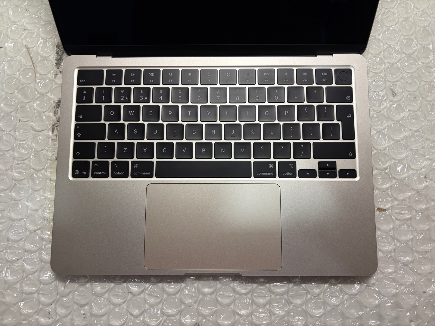 MacBook Air 13" Retina 2025 M4 16GB RAM 512GB SSD (A3240) MS593