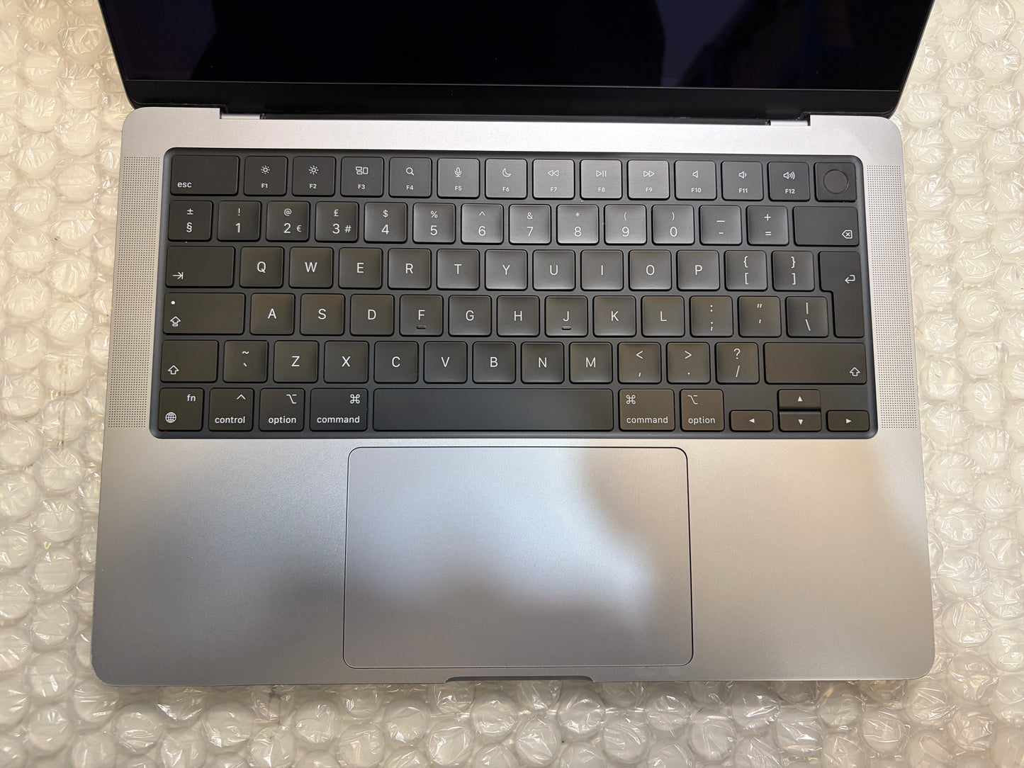MacBook Pro 14" Retina Late 2023 M3 16GB RAM 512GB SSD (A2918) MS587