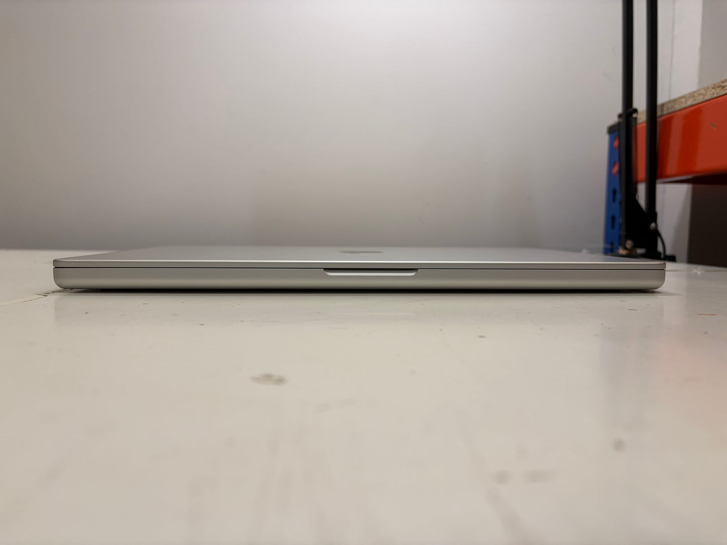 MacBook Pro 16" Retina 2021 M1 Pro 16GB RAM 512GB SSD (A2485) MS588