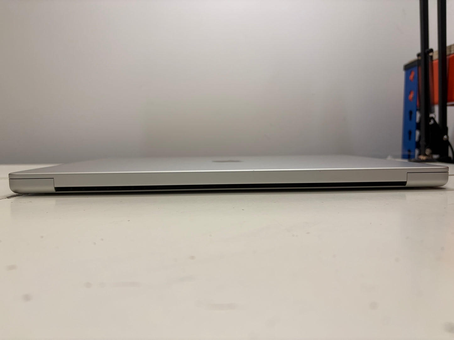 MacBook Pro 16" Retina 2021 M1 Pro 16GB RAM 512GB SSD (A2485) MS588