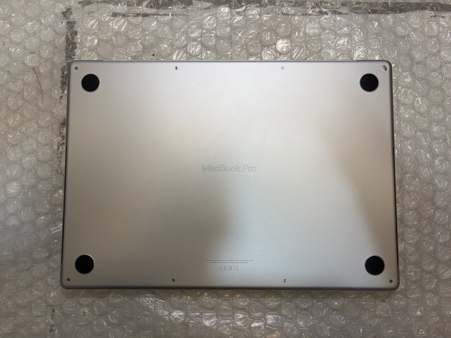 MacBook Pro 16" Retina 2021 M1 Pro 16GB RAM 512GB SSD (A2485) MS588