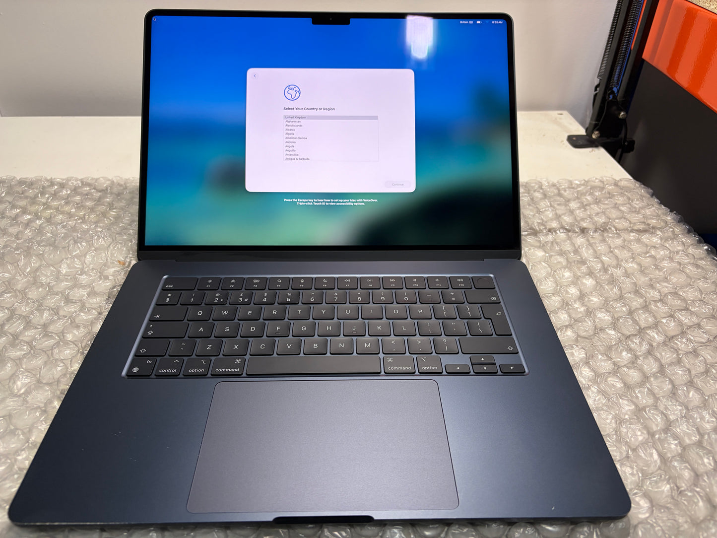 MacBook Air 15" Retina 2023 M2 8GB RAM 512GB SSD (A2941) MS580